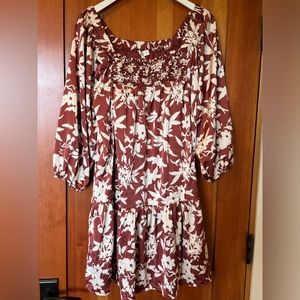 NWT Entro Satin Floral Dress/Tunic with Smocking at the front, Fully Lined, L